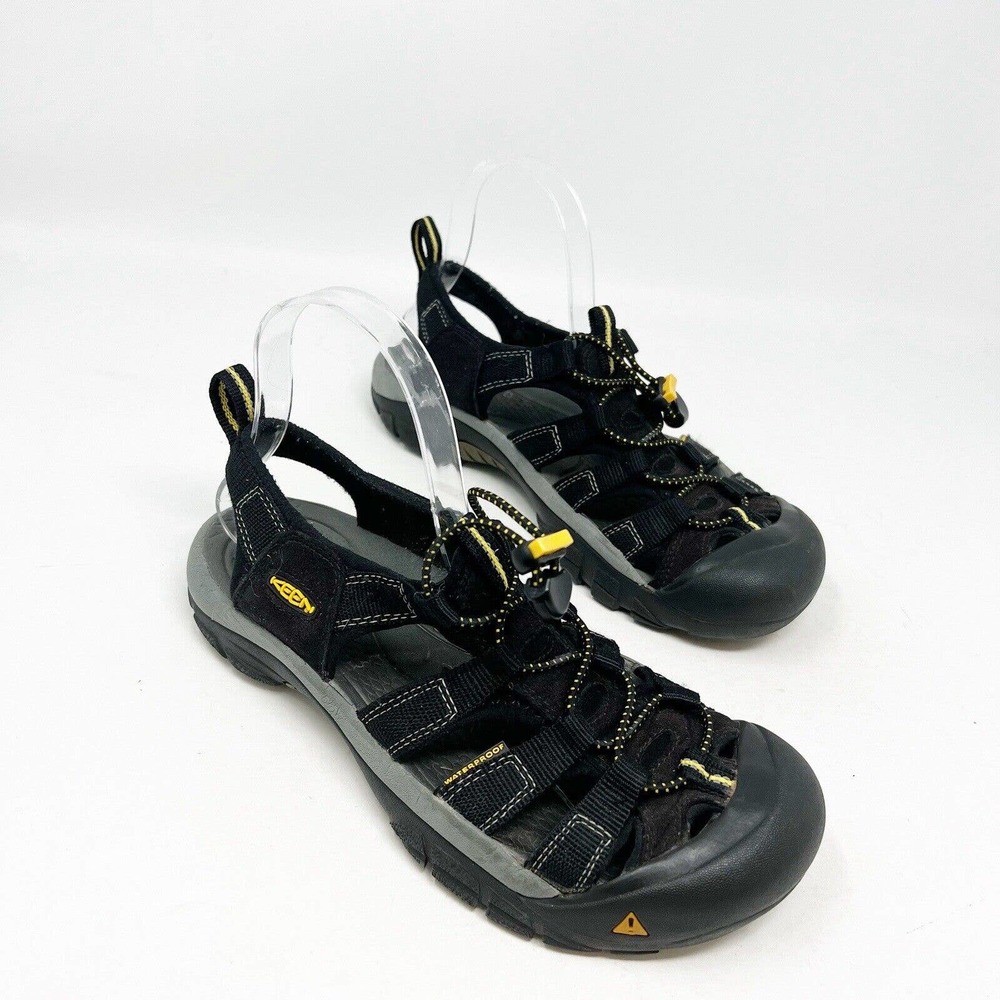 KEEN Newport Gorpcore Hiking Fisherman Waterproof Sandals Women’s 8 LW0112 Black